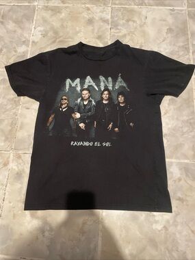MANA Rayando El Sol Band T-Shirt SZ S/M Tultex Latin Rock Concert Merch 2019